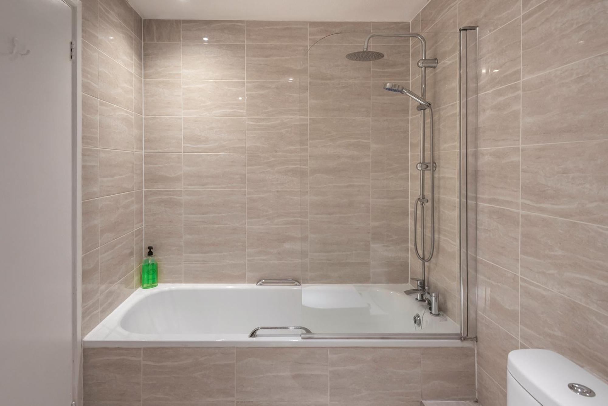2 Bed Town House With Garden In Hackney, Londonアパートメント エクステリア 写真