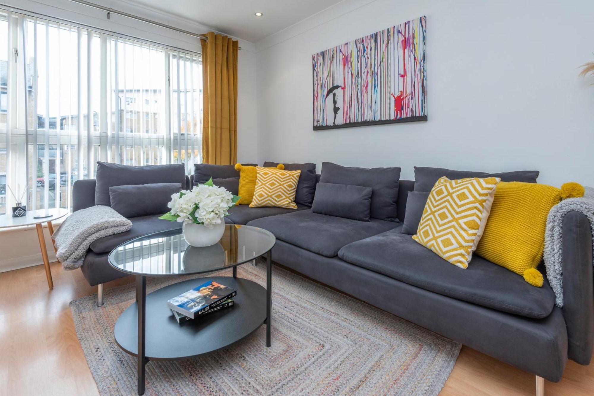 2 Bed Town House With Garden In Hackney, Londonアパートメント エクステリア 写真
