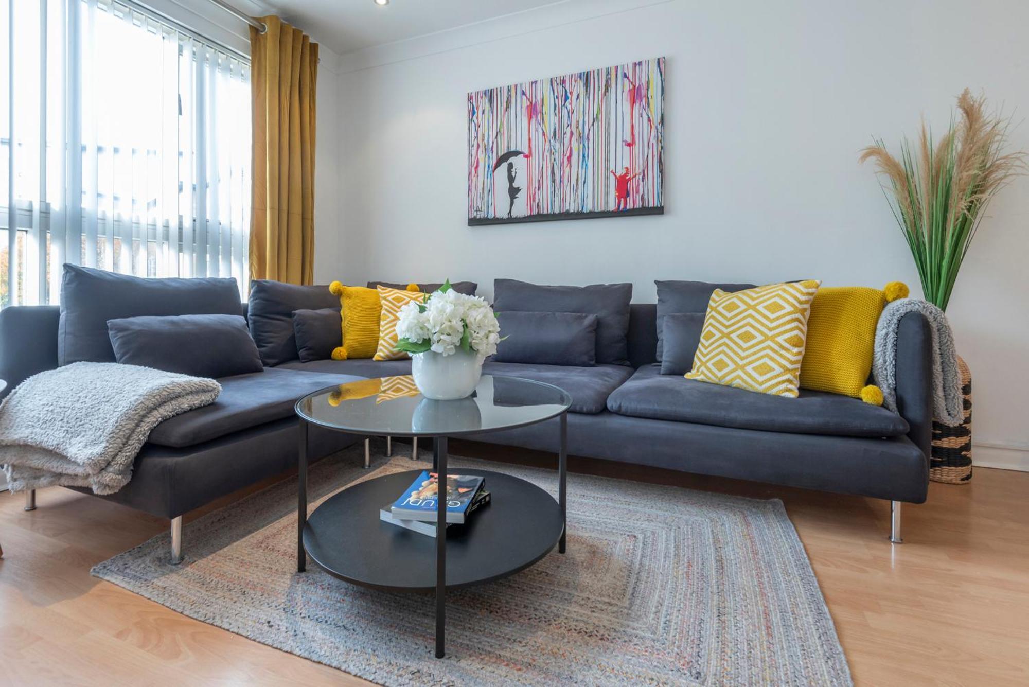 2 Bed Town House With Garden In Hackney, Londonアパートメント エクステリア 写真