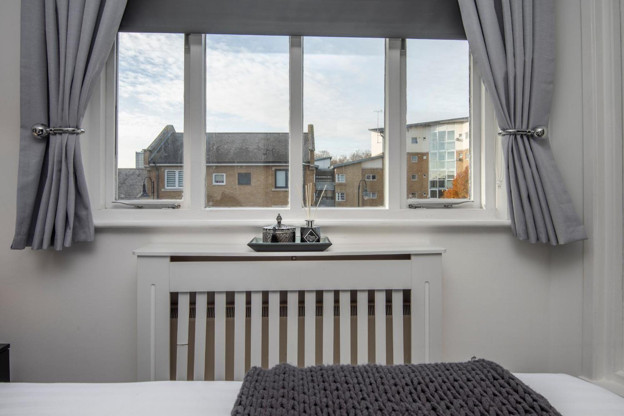 2 Bed Town House With Garden In Hackney, Londonアパートメント エクステリア 写真